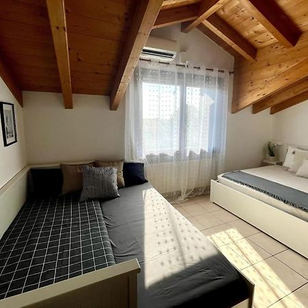 Appartamento Mansarda Antica Milano San Giuliano Milanese Esterno foto