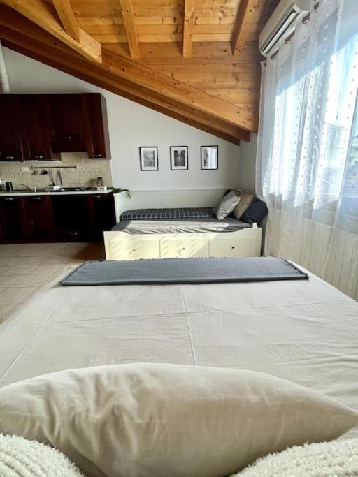 Appartamento Mansarda Antica Milano San Giuliano Milanese Esterno foto